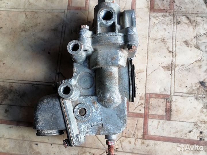 Кран тормозной ЗИЛ 130