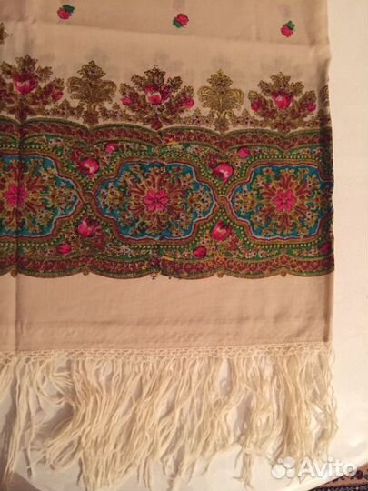 Старинный большой платок
