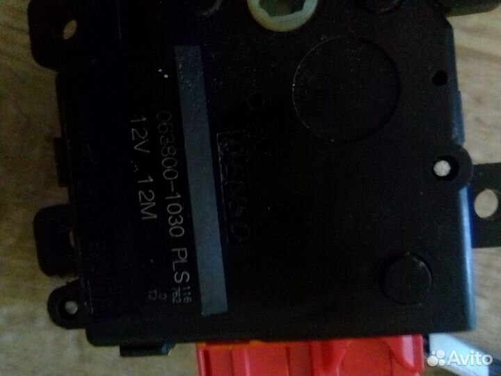 Сервопривод печки, Lexus LX570