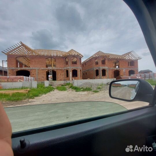 Каменщик строитель