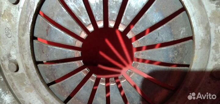 Сцепление Ваз 2110 2112 Приора калина с дефектом