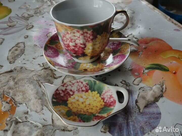 Чашка с блюдцем