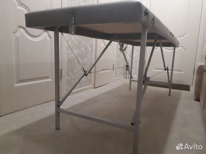 Кушетка косметологическая