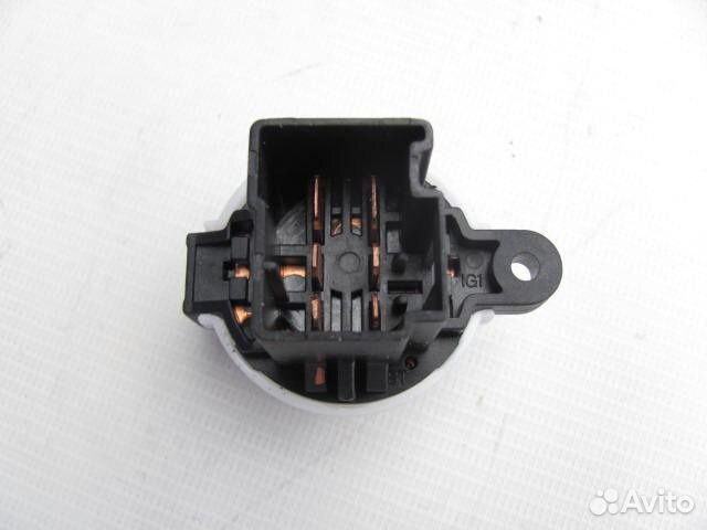 Контактная группа замка зажигания Ford Rainger