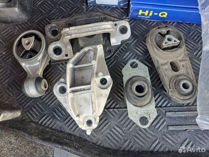 Подушка двигателя renault megane 2