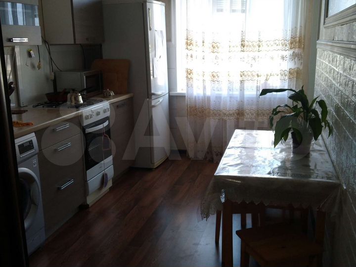 2-к. квартира, 70 м², 4/5 эт.