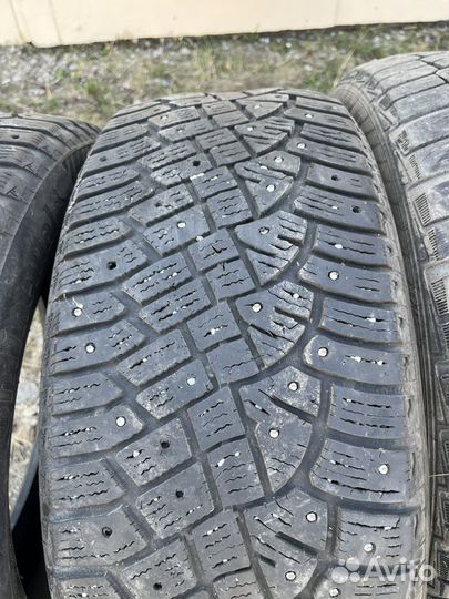 Continental IceContact 2 215/55 R17 27U