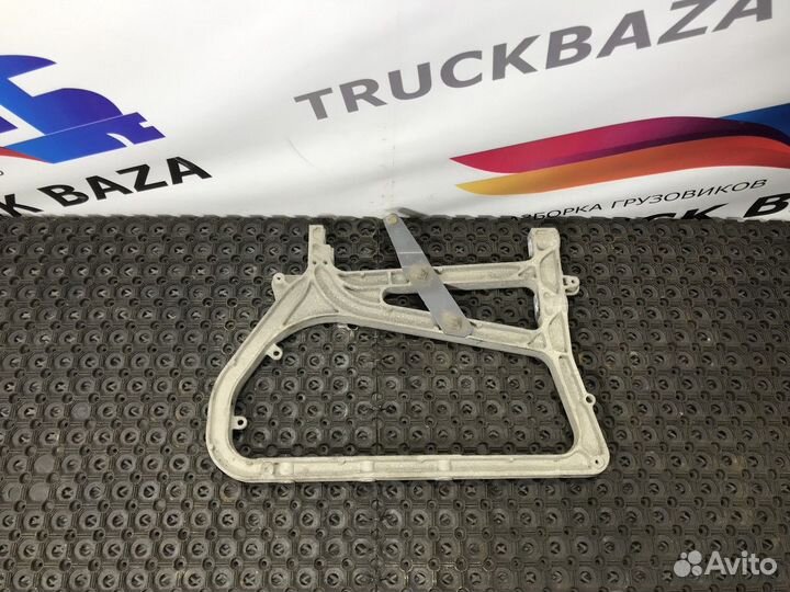 21887348 Кронштейн глушителя Renault T, Volvo FH