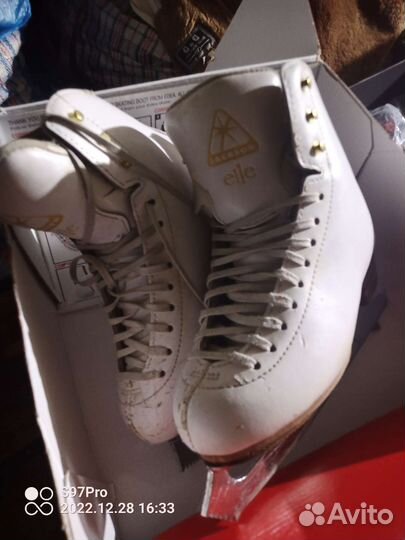 Фигурные коньки и лезвия Graf, Jackson