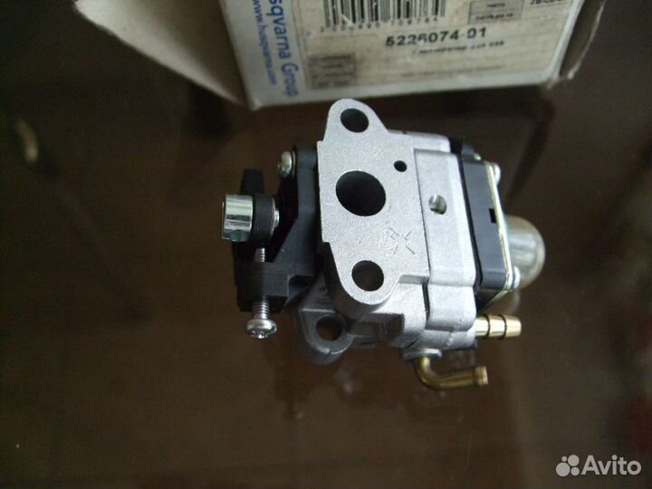 Карбюратор Husqvarna 225, 235R Артикул 5226074-01