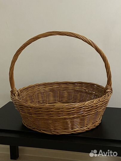 Корзина плетеная