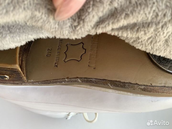 Фигурные коньки risport 240