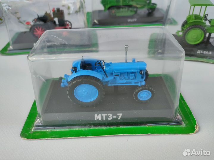 Модель трактора 1:43 Ашет