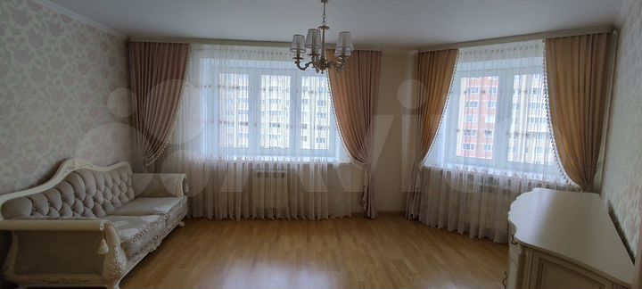 2-к. квартира, 84 м², 6/10 эт.