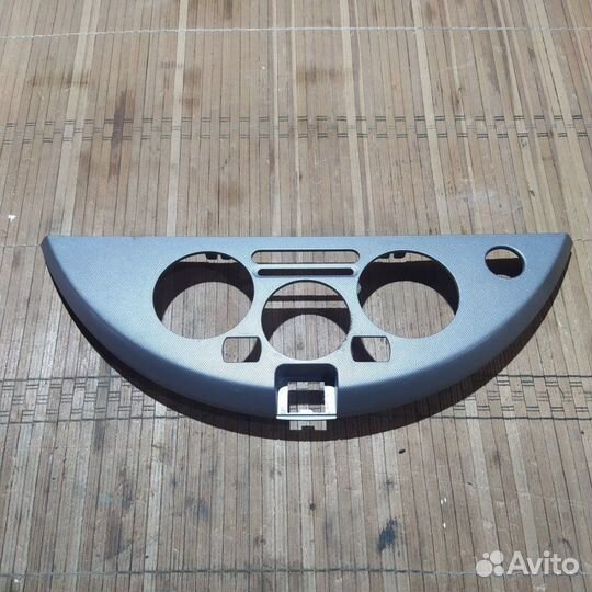 Накладка центральной консоли Nissan Note хэтчбек