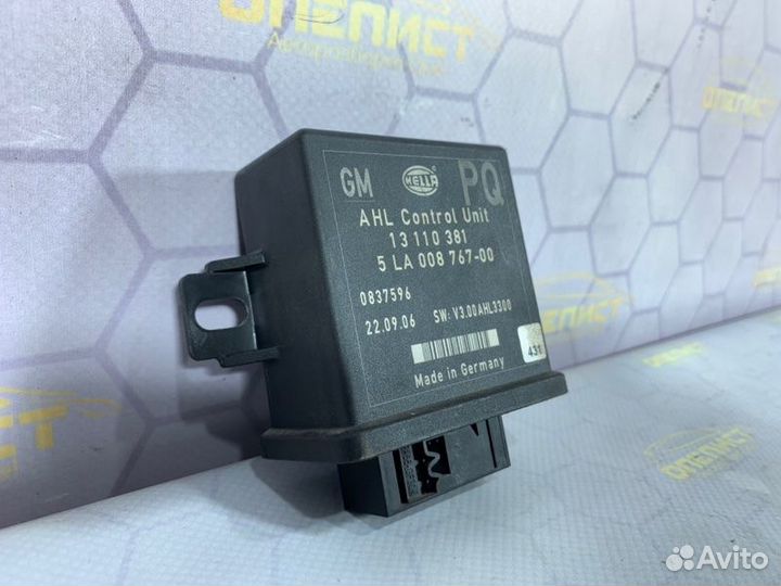 Блок управления светом Opel Astra H GTC 2007