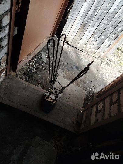 Антенна телевизионная комнатная из СССР