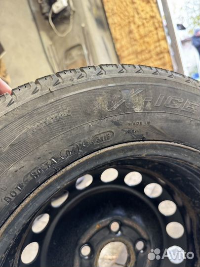 Комплект зимних колес (Штамп + 195/65 R15)