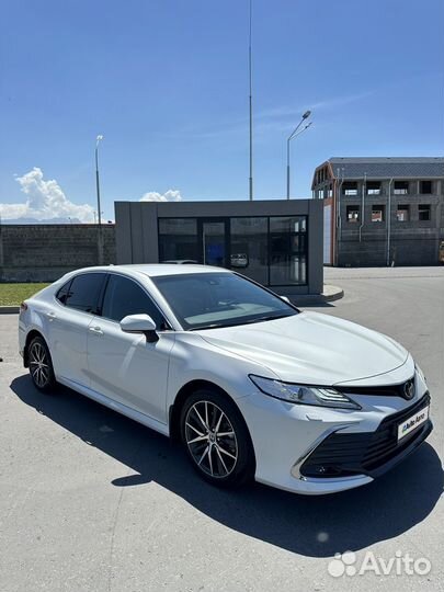 Toyota Camry 2.5 AT, 2021, 5 000 км