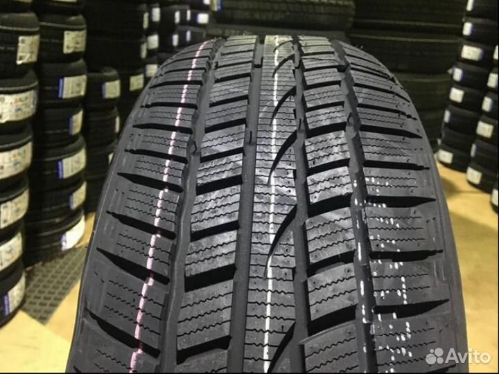 Windforce Snowblazer UHP 205/50 R17 93V