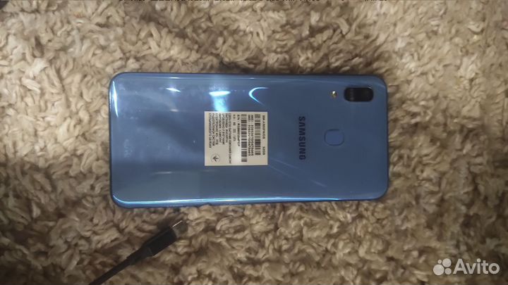 Samsung Galaxy A30, 3/32 ГБ