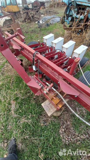 Овощная сеялка Клён 2.8