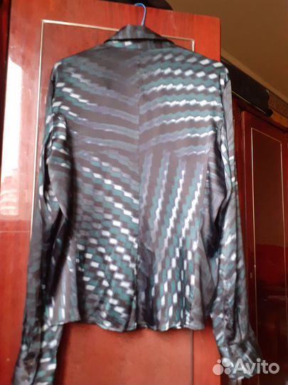 Шелковая блуза Hugo Boss