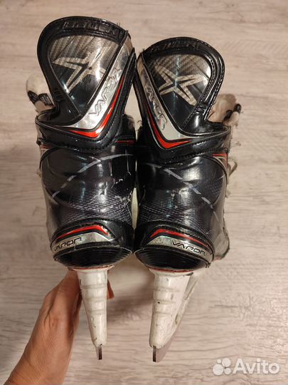 Хоккейные коньки bauer vapor