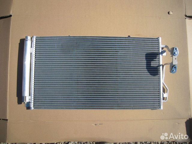 Радиатор кондиционера Bmw I8