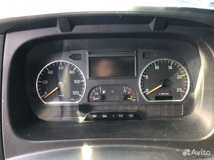 Панель приборов Mercedes-Benz Axor