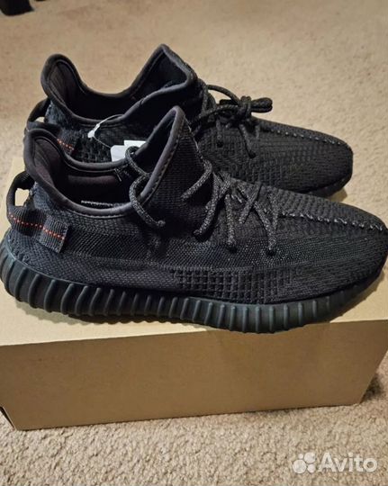 Adidas yeezy boost 350 V2 black reflective