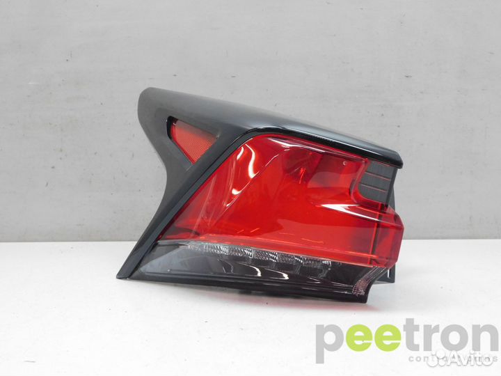 Б/У Фонарь задний наружный левый б/у Рестайлинг