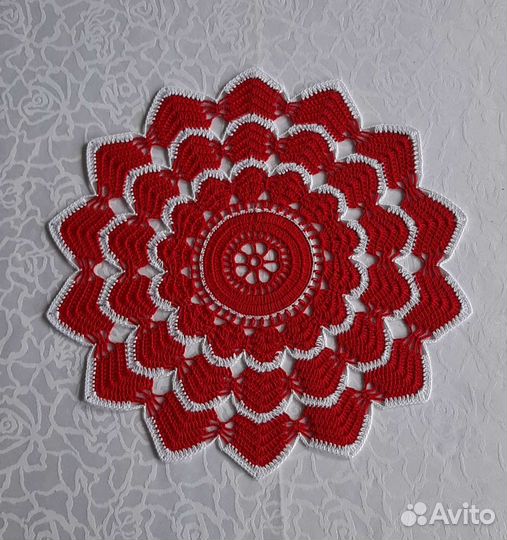 Салфетки ажурные ручной работы