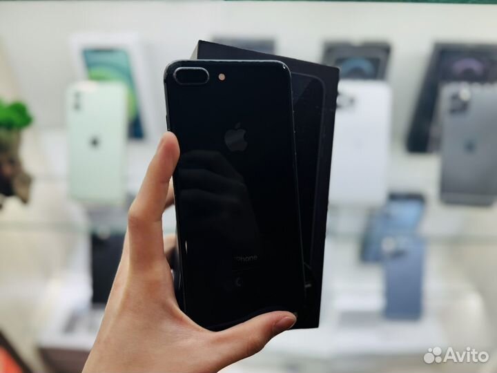 iPhone 8 Plus, 64 ГБ