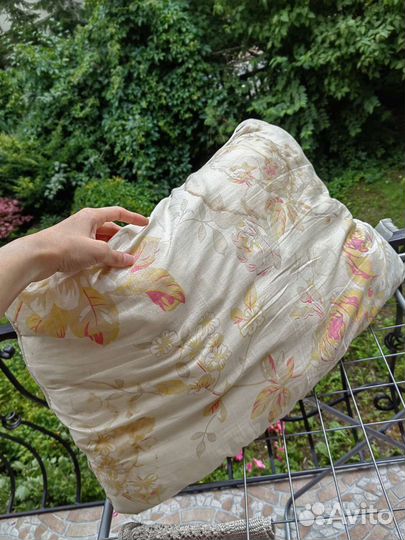 Коврик, подушки, белье