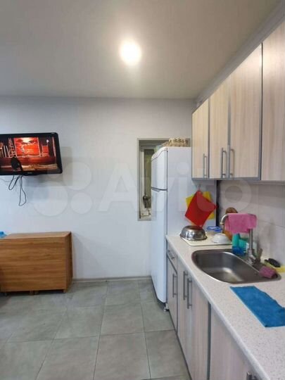 Комната 90 м² в 3-к., 1/1 эт.