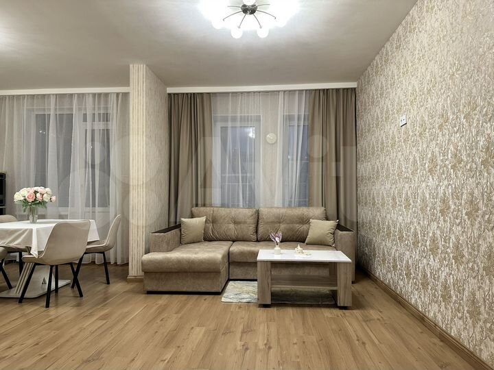 3-к. квартира, 84 м², 15/25 эт.