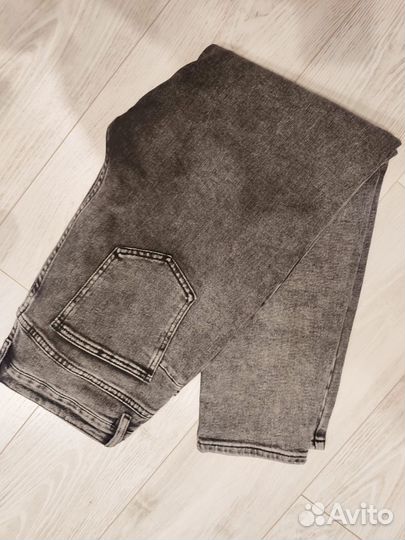 Джинсы женские