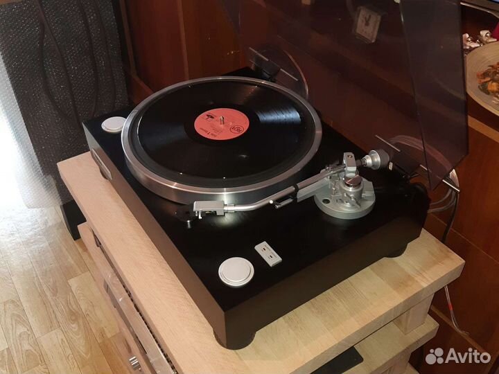Виниловый проигрыватель Yamaha GT 750