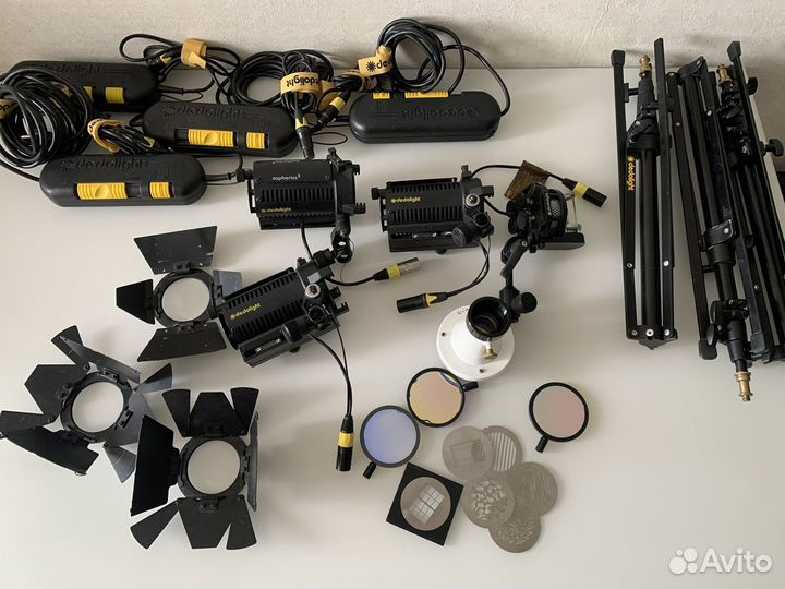 Свет для съемки Dedolight