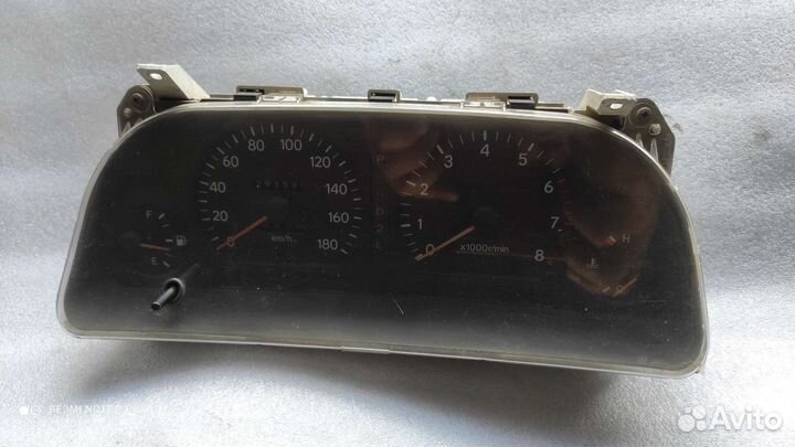 Щиток приборов Toyota chaser 90