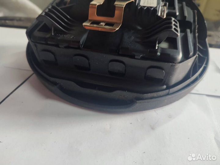 Подушка безопасности водителя Renault Scenic