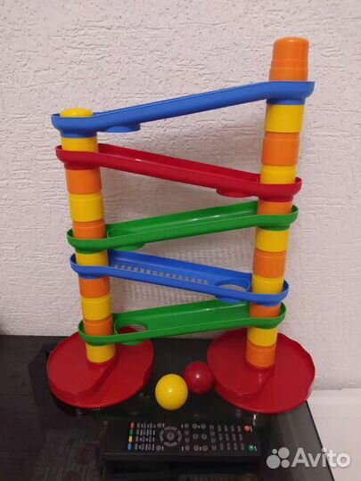 Развивающие игрушки для малышей пакетом