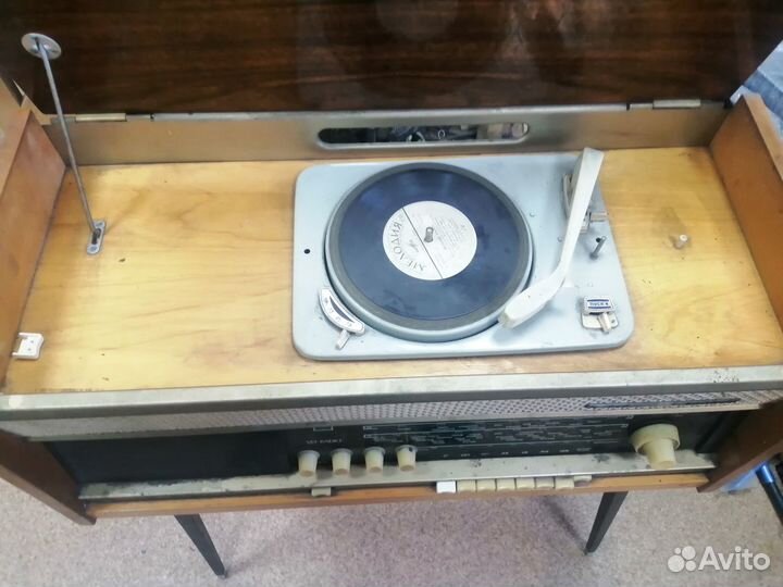 Радиола VEF radio