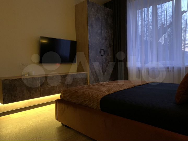 2-к. квартира, 54 м², 3/3 эт.