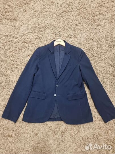 Костюм школьный 158 + 5 рубашек Next