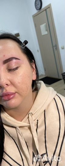 Маникюр/ брови