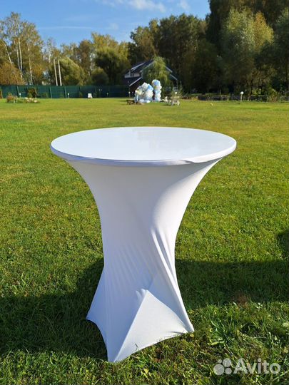 Аренда коктейльных и фуршетных столов