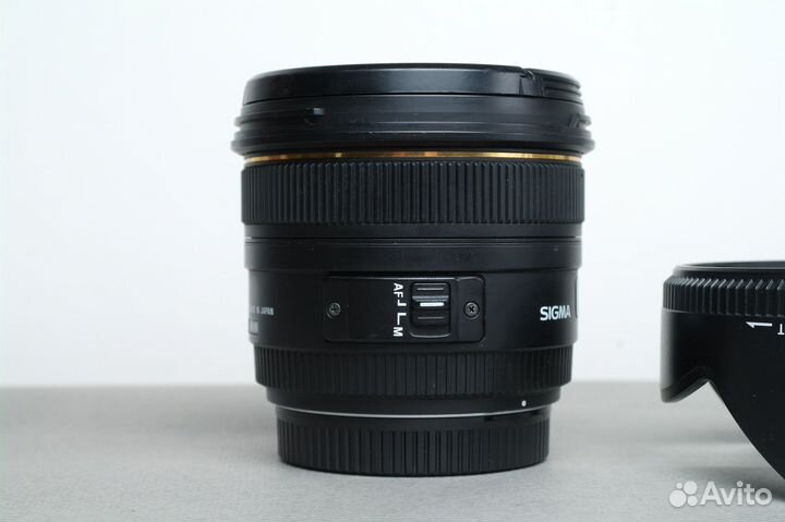 Объектив Sigma Canon 50mm f/1.4