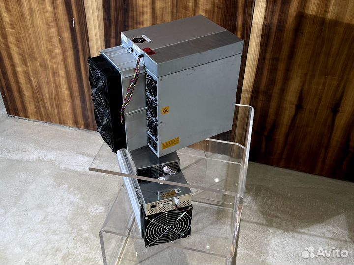 Antminer S19 82T asic